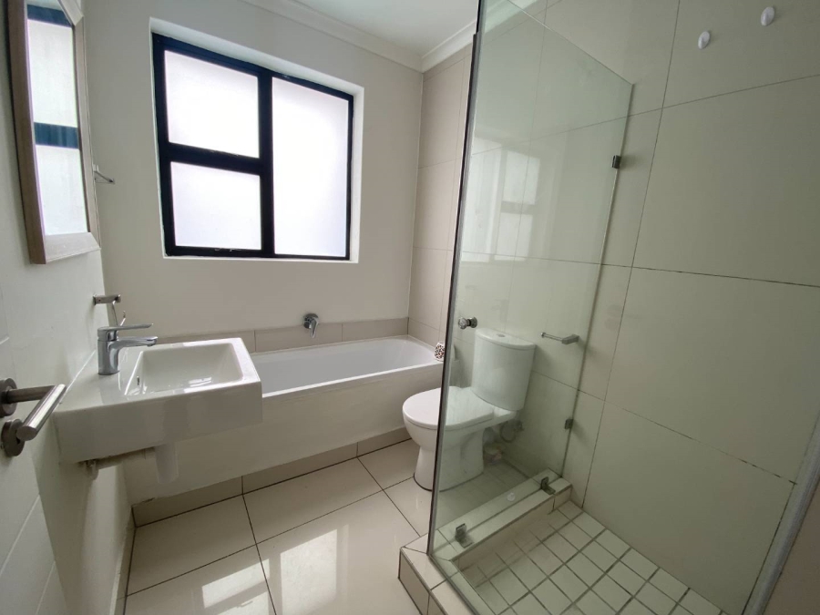 2 Bedroom Property for Sale in Zonnebloem Western Cape